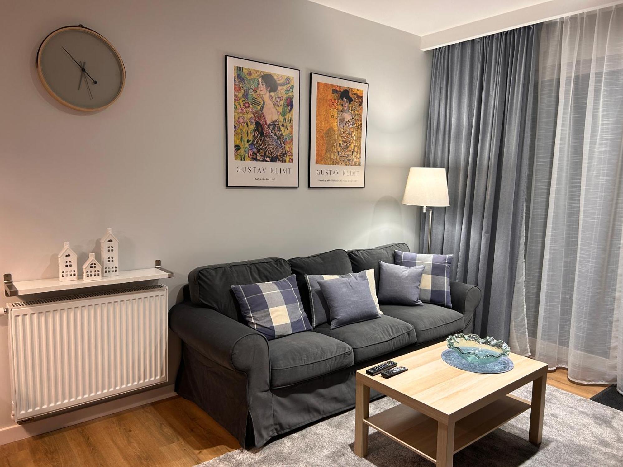 Boleslaviaapartments - Apartament Merci 4, Private Parking Free, Air Condition 博莱斯瓦维茨 外观 照片