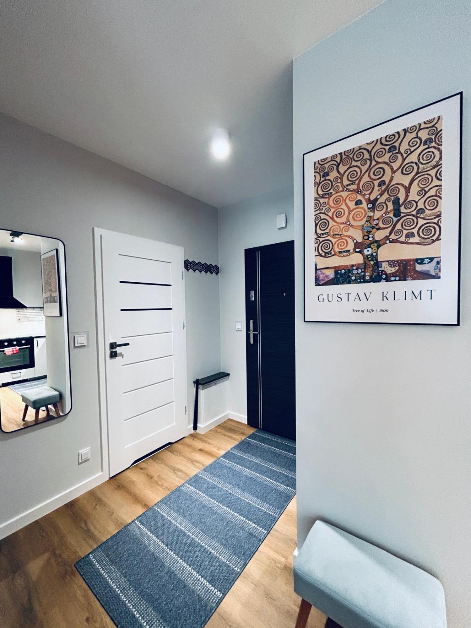 Boleslaviaapartments - Apartament Merci 4, Private Parking Free, Air Condition 博莱斯瓦维茨 外观 照片